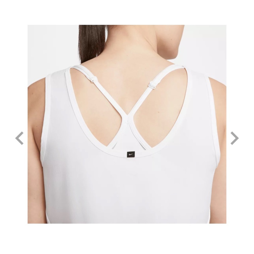 Nike DriFit women’s golf dress - Picture 3 of 8